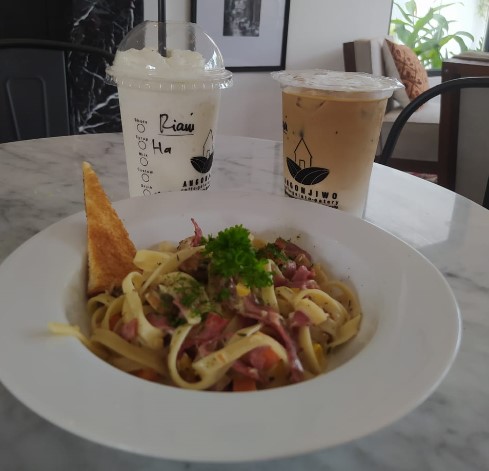 Angon Jiwo Cafe